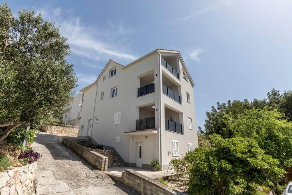 Apartment By Joe Trogir Luaran gambar