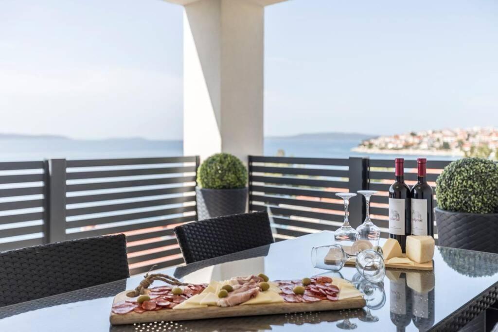Apartment By Joe Trogir Luaran gambar